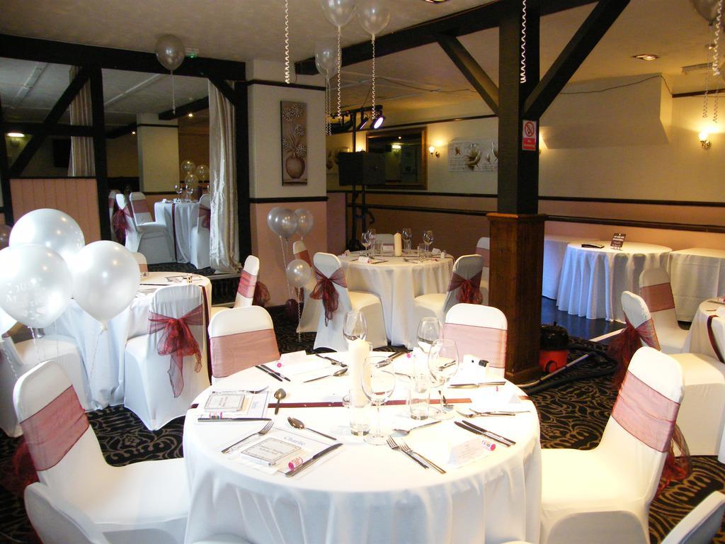 Hotel The Swan At Stoford à Stapleford  Extérieur photo
